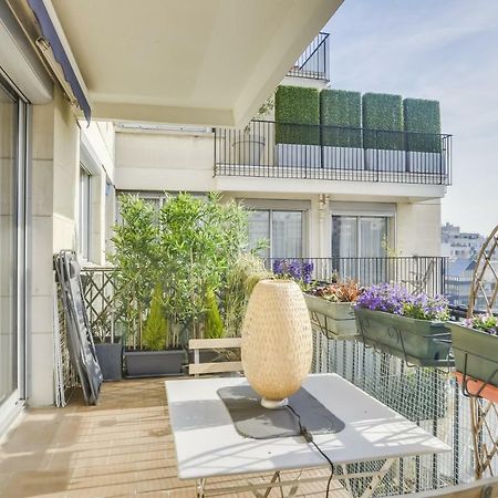 Charming Apartment With Terrace By Weekome 巴黎 外观 照片
