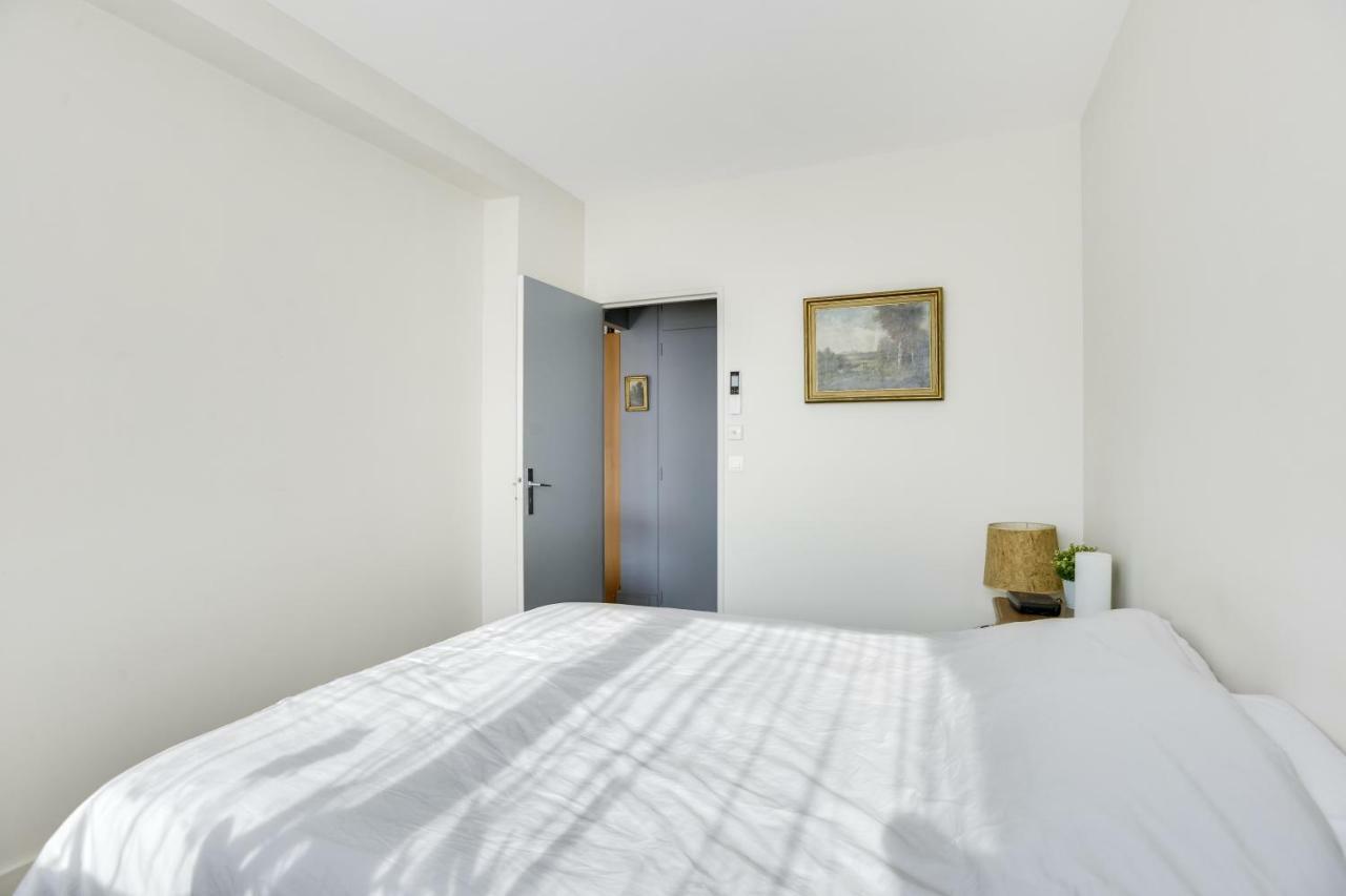 Charming Apartment With Terrace By Weekome 巴黎 外观 照片