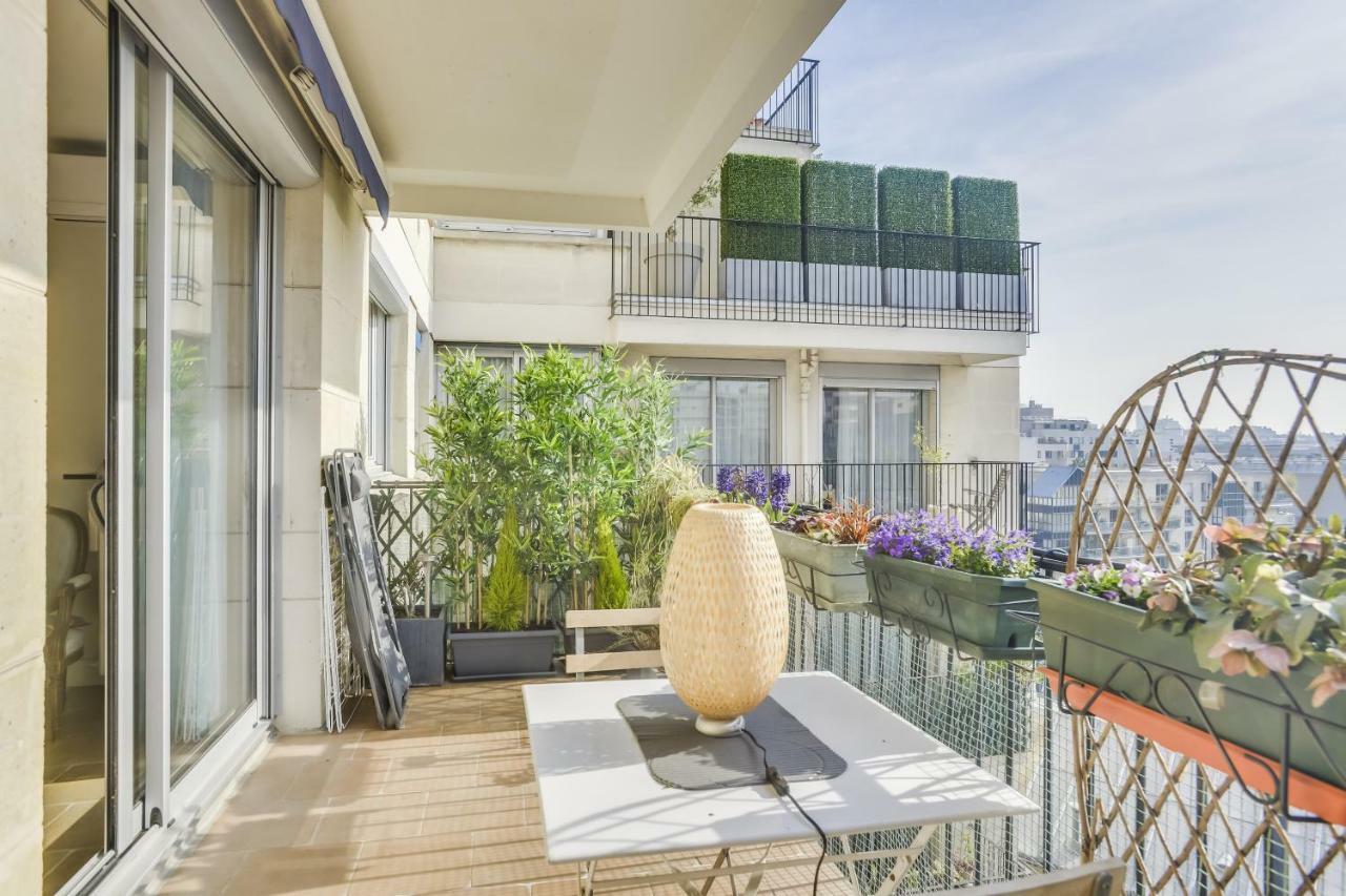 Charming Apartment With Terrace By Weekome 巴黎 外观 照片